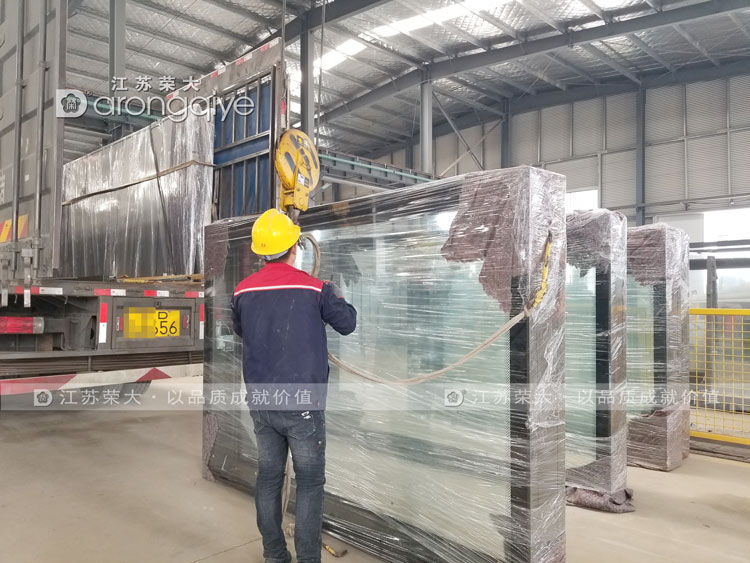 第二批遼寧公交候車亭發貨圖二