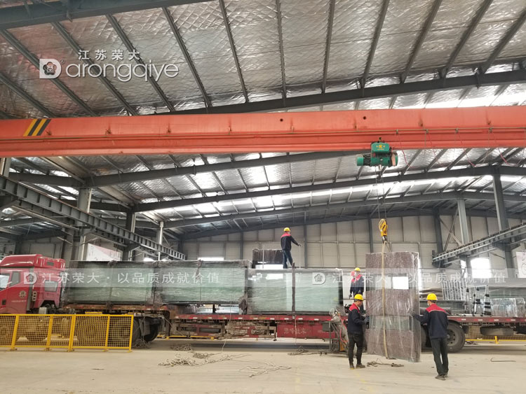 第二批山西現(xiàn)代候車亭發(fā)貨圖二